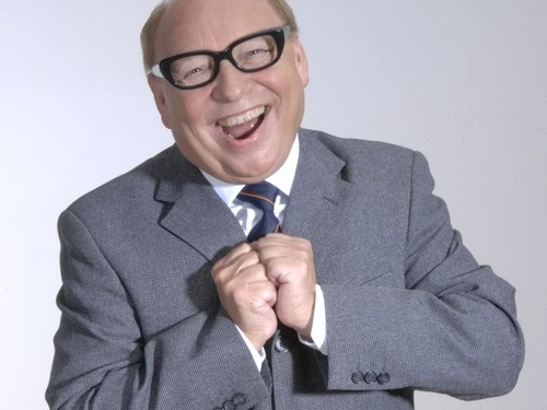 hans-joachim-heist_als-heinz-erhardt_fuer-promo-rechtefrei_1744205194