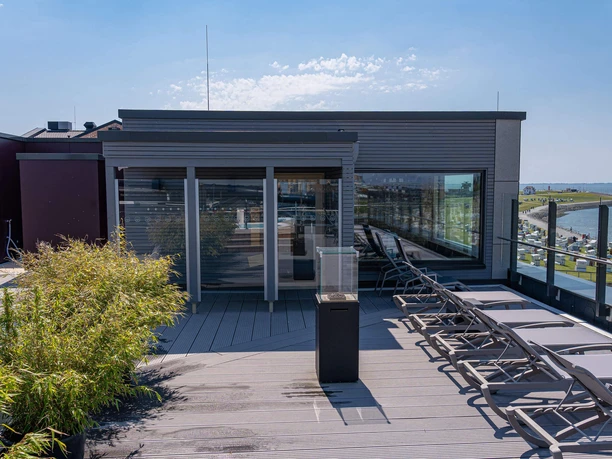 buesum-meerzeit-sauna-terrasse04.jpg