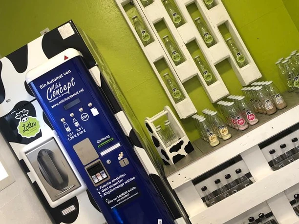 Milchautomat_Schemmern_@LottaLandmilch