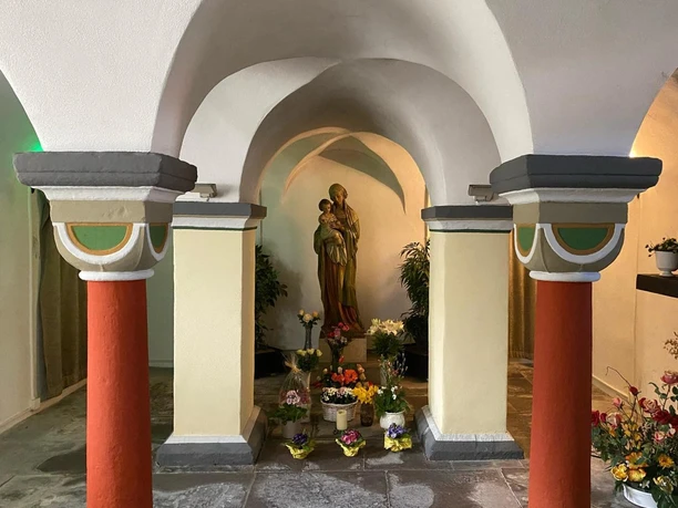 Marienkapelle innen.jpg