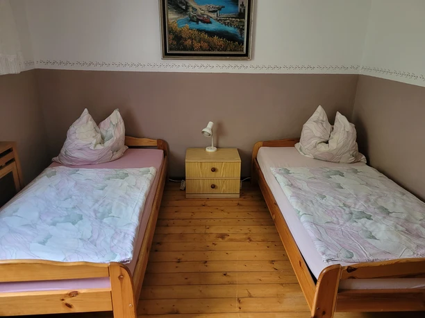 Ferienwohnung Alda Schlafzimmer.jpg Ferienwohnung Alda Schlafzimmer.jpg