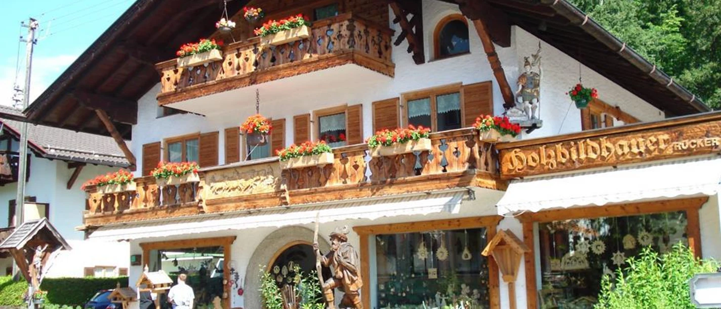 Holzschnitzerei Runggaldier