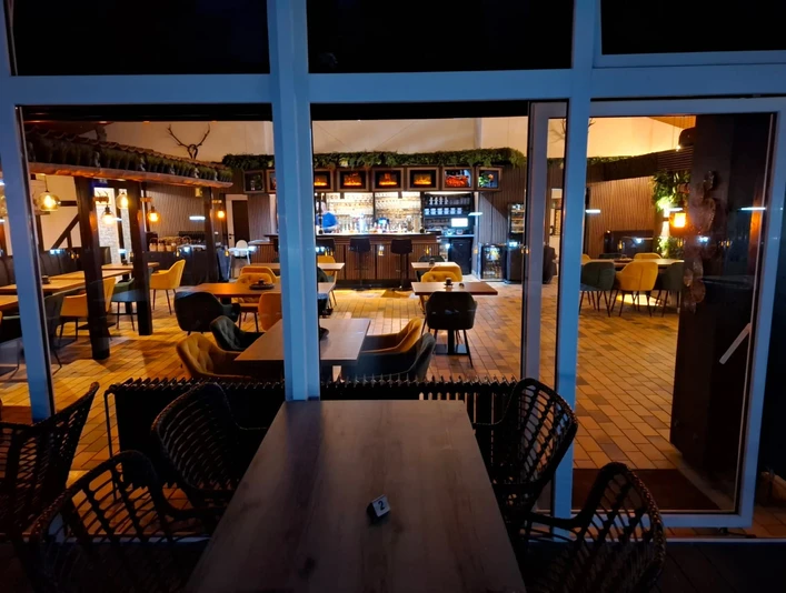 Innen (c) Restaurant zur Auszeit.jpg