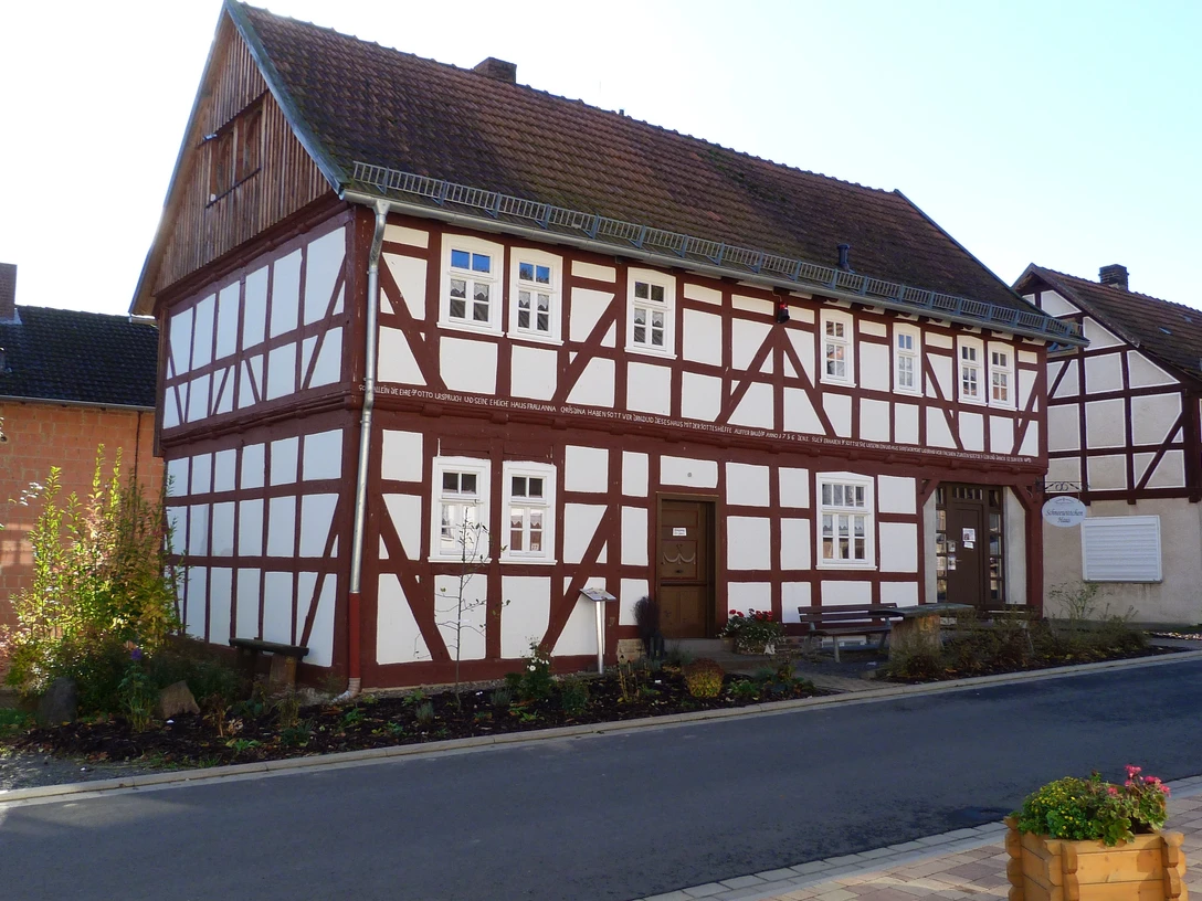 Bad Wildungen - Schneewittchenhaus Bergfreiheit