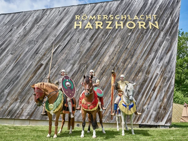 (c) Römische Reiter Harzhorn_Fotograf Holger Gilhaus_.jpg