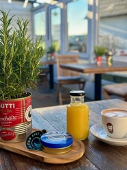 Terrasse im Tofree.jpg