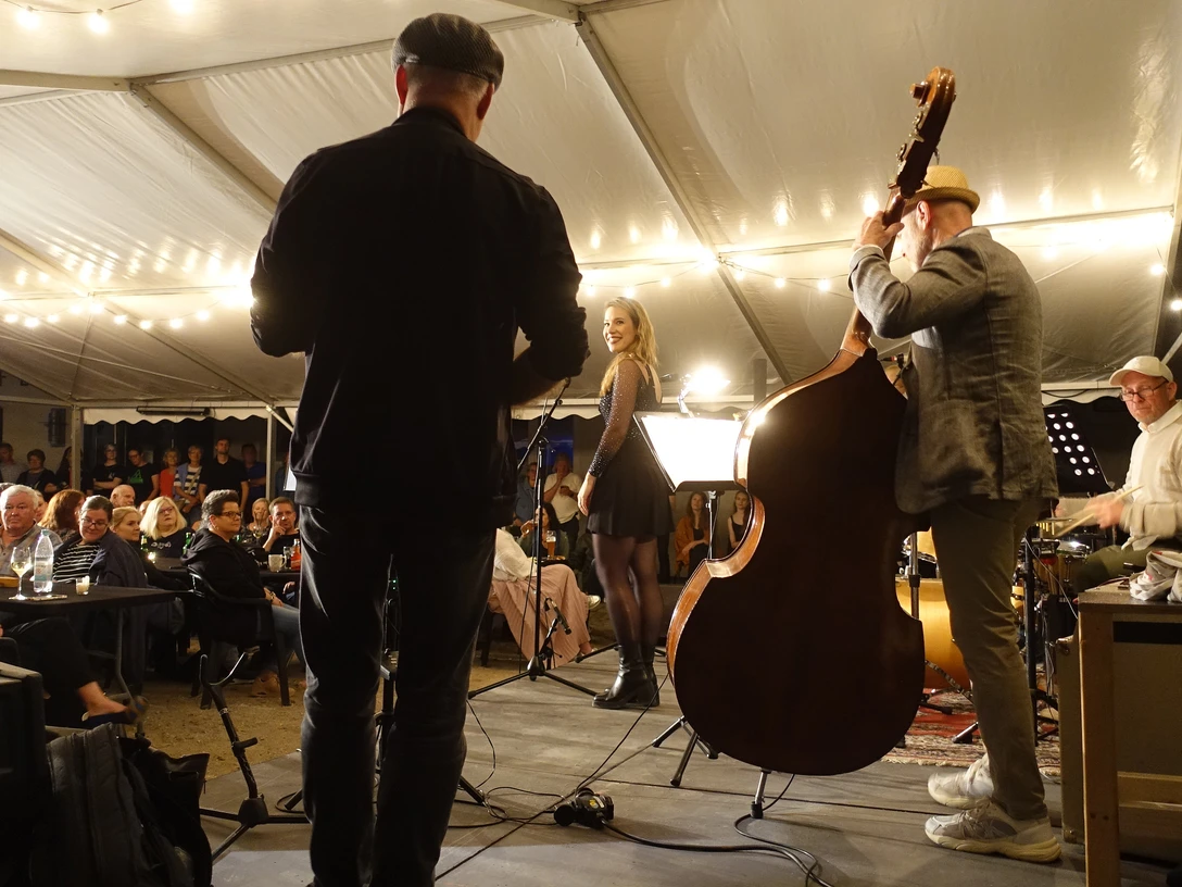 Freitags im Zelt Jazz-After-Hour DSC02393.jpg