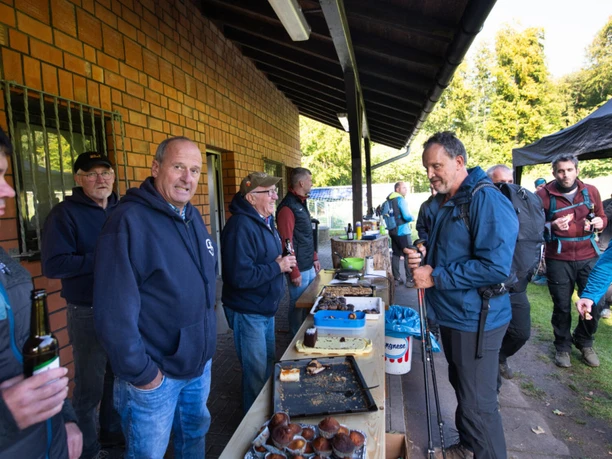 Habichtswaldsteig 24_12 Verpflegungsstation Altenhasungen