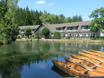 Haus mit Gondelteich