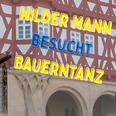 Wilder Mann besucht Bauerntanz