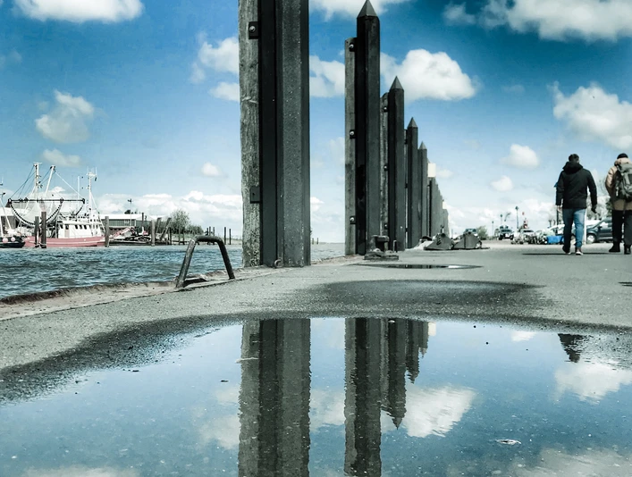 Hafen Fedderwardersiel_Wasser.jpg