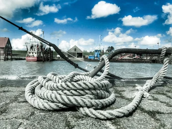 Hafen Fedderwardersiel_Tau.jpg