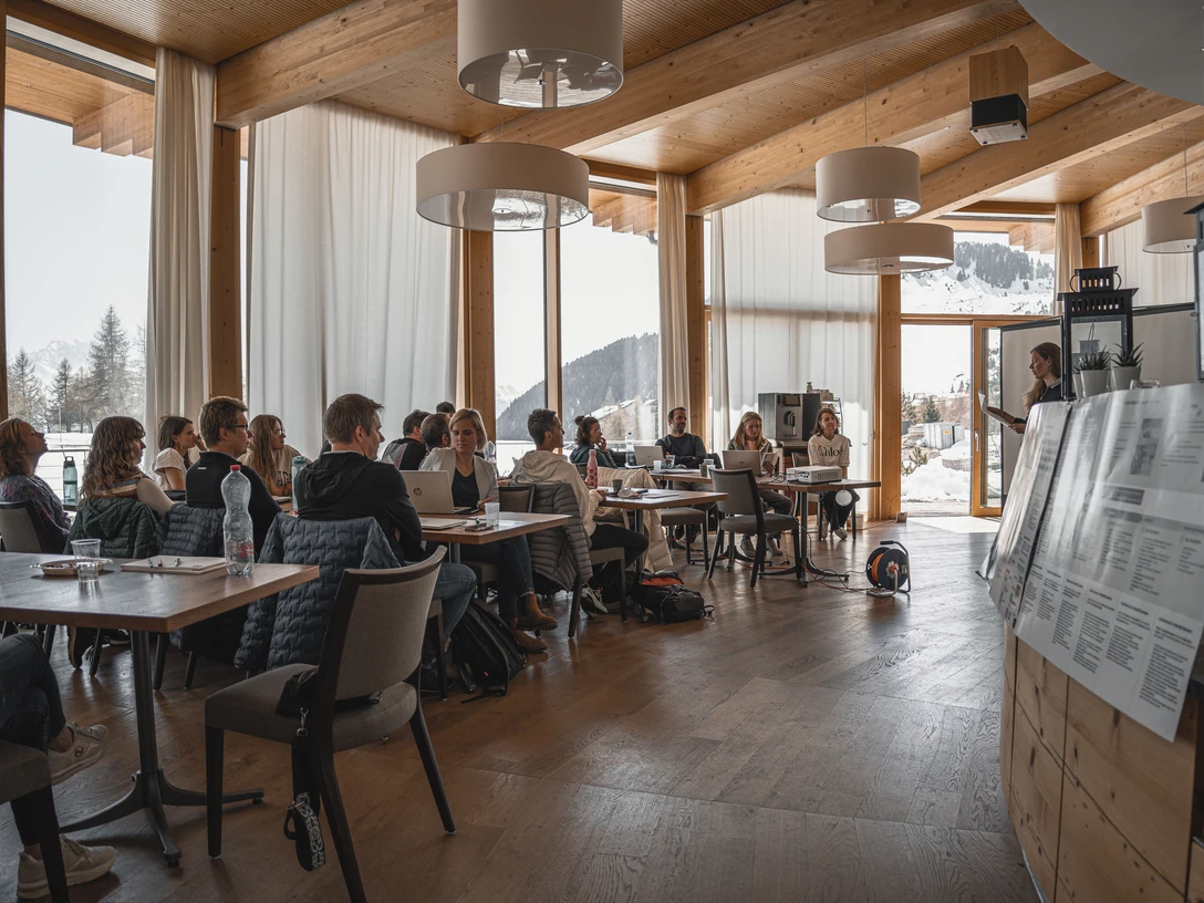 Co Working Space Royal Riederalp im Winter in der Aletsch Arena Co Working Space Royal Riederalp im Winter in der Aletsch Arena