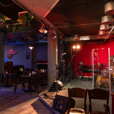 Tonelli’s music bar: Live music & concerts as supporting programme after your meeting & conference in Leipzig