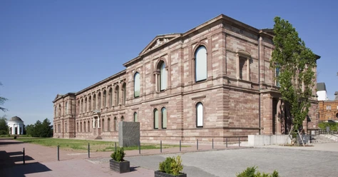 Neue-Galerie-Fassade-MA23769.jpeg