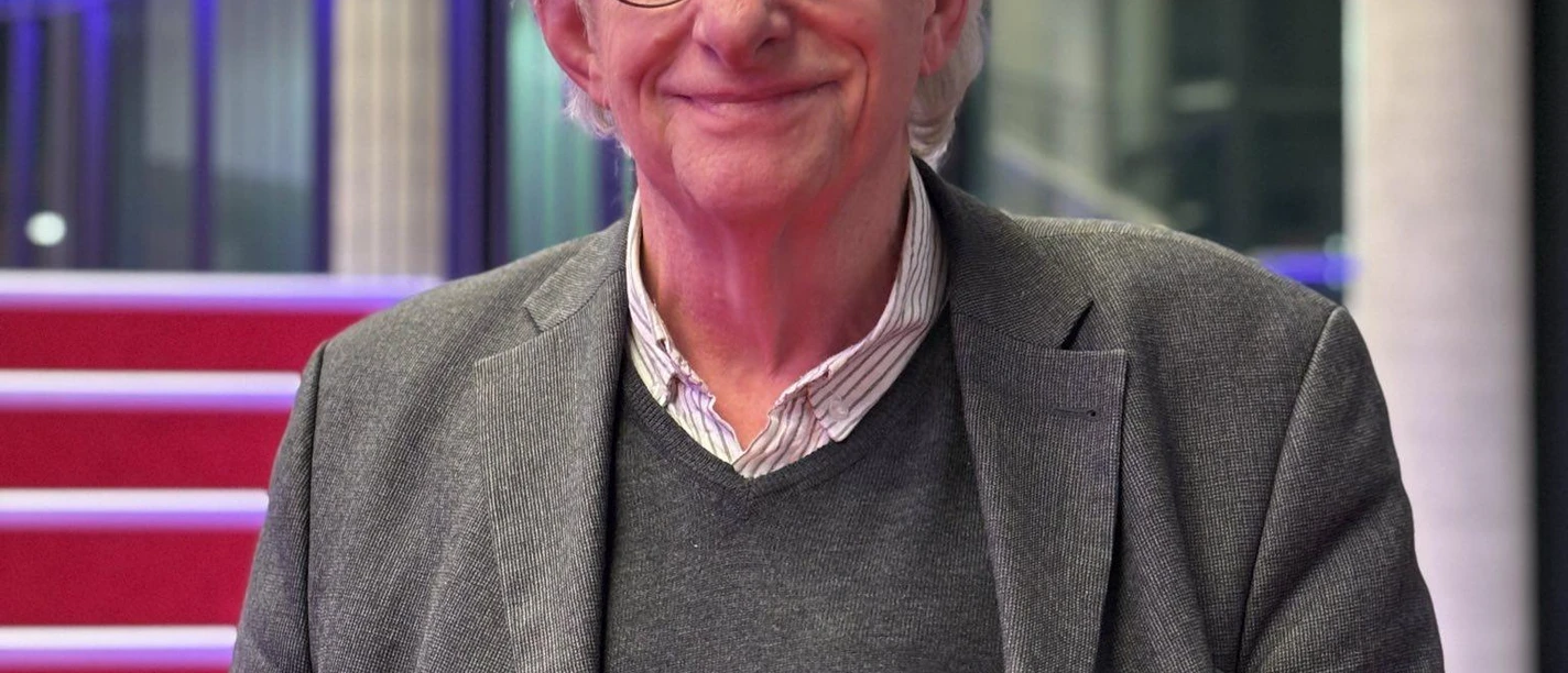 Autorenfoto Helmut van Züren.jpg