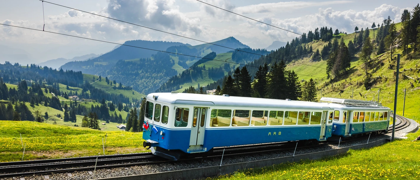 Talfahrt Mw12-22 © Brigitte Marty.jpg