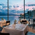 restaurant-schloss-oberhofen-aussicht-thunersee-sonnenuntergang.jpg