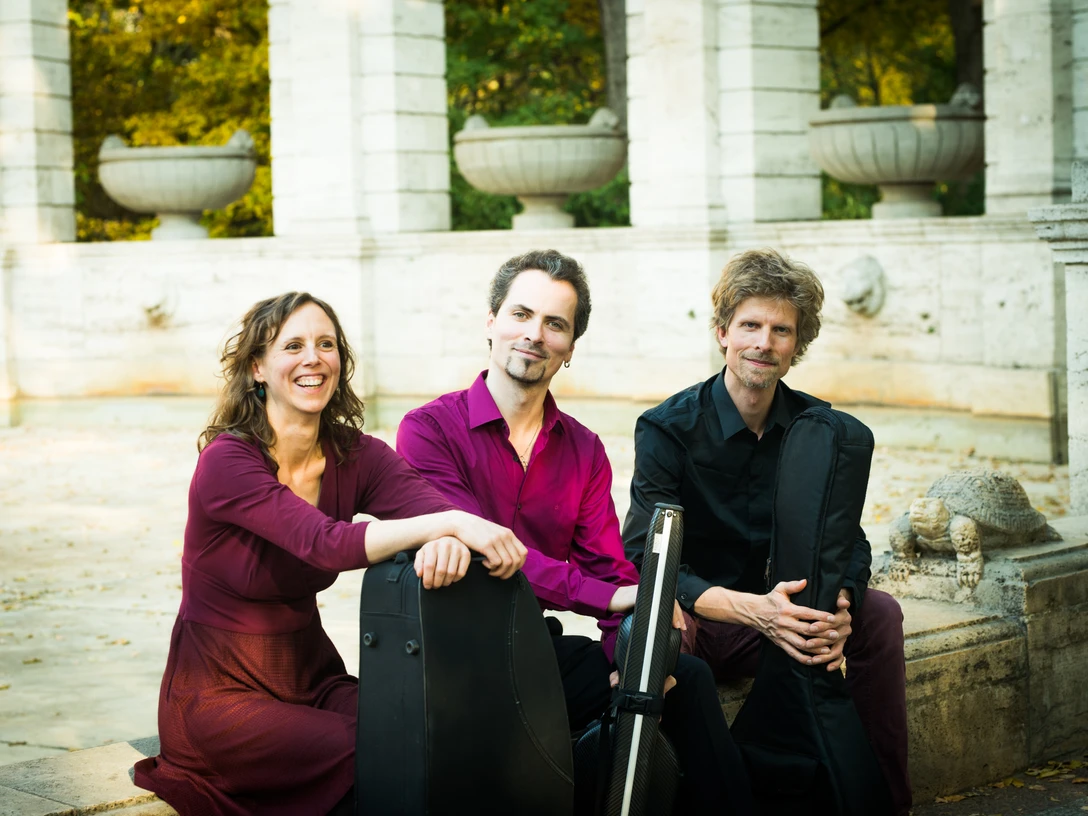 Silja_bandfoto5_Fotografin Shendl Copitman.jpg