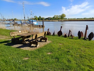 Geversdorf_Hafen_Rastplatz
