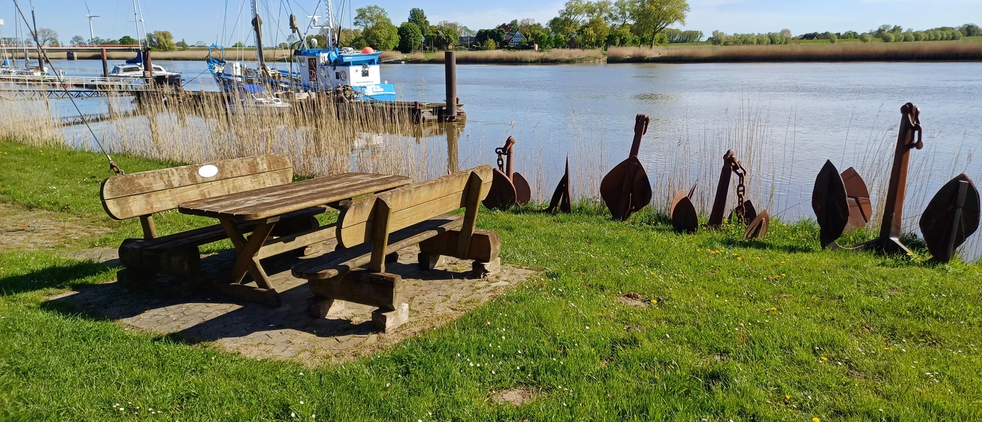 Geversdorf_Hafen_Rastplatz