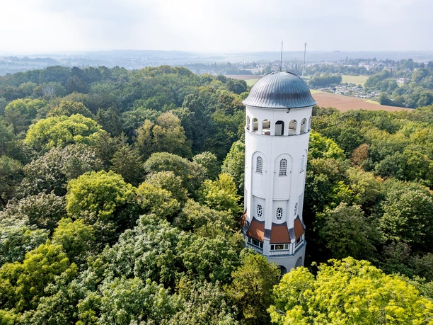 Taurasteinturm im Wettinhain Burgstädt
