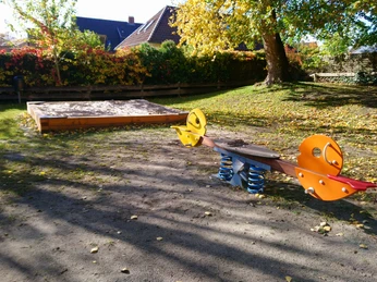 Rastede_Kinderspielplatz_Am_Horstbusch.jpg