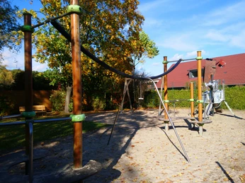 Rastede_Kinderspielplatz_Bogenstraße.jpg