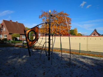 Rastede_Kinderspielplatz_Bachstraße.jpg