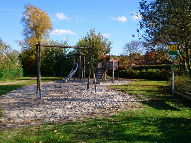 Rastede_Kinderspielplatz_Johann_Hinrich_Wichern_Straße.jpg