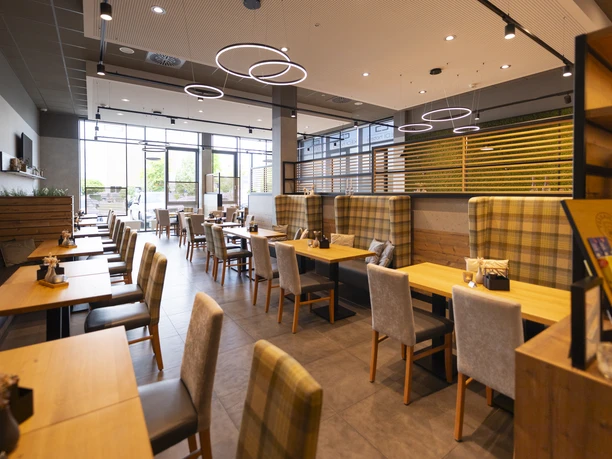 Kedi Hotel Juli 2024_W1_1982.jpg