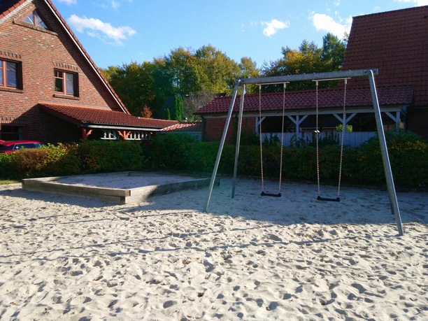 Rastede_Kinderspielplatz_Lauwstraße (3).jpg