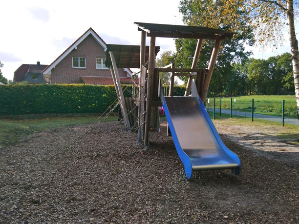 Rastede_Kinderspielplatz_Barghorner_Weg (4).jpg
