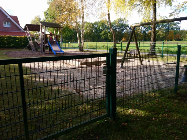 Rastede_Kinderspielplatz_Barghorner_Weg (7).jpg