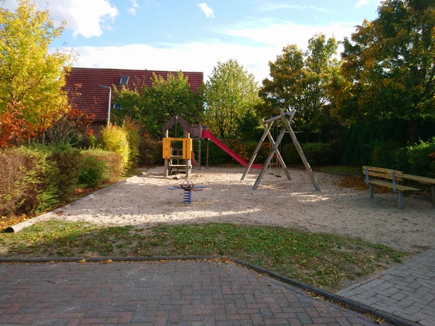 Loy_Kinderspielplatz_Kamphof (7).jpg