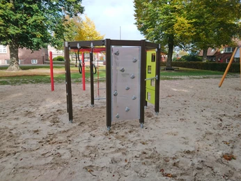 Hahn_Lehmden_Kinderspielplatz_Grundschule (5).jpg