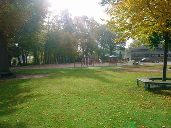 Hahn_Lehmden_Kinderspielplatz_Grundschule (7).jpg