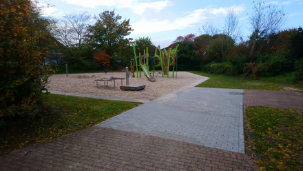 Hahn_Lehmden_Kinderspielplatz_Sanddornweg (5).jpg