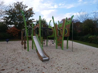 Hahn_Lehmden_Kinderspielplatz_Sanddornweg (6).jpg