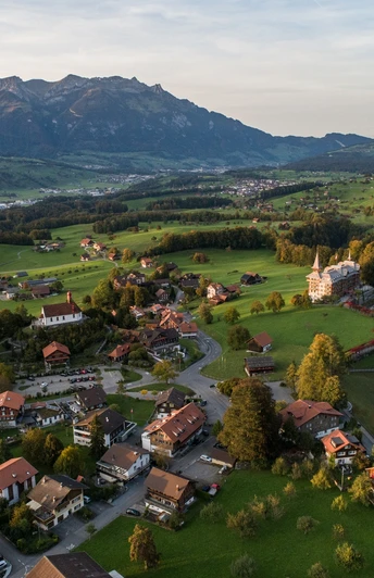Drohnenaufnahme von Flüeli-Ranft