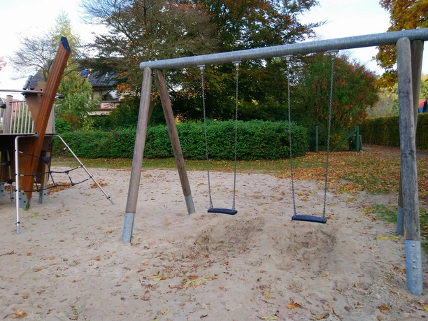Rastede_Kinderspielplatz_Gartenstraße (6).jpg