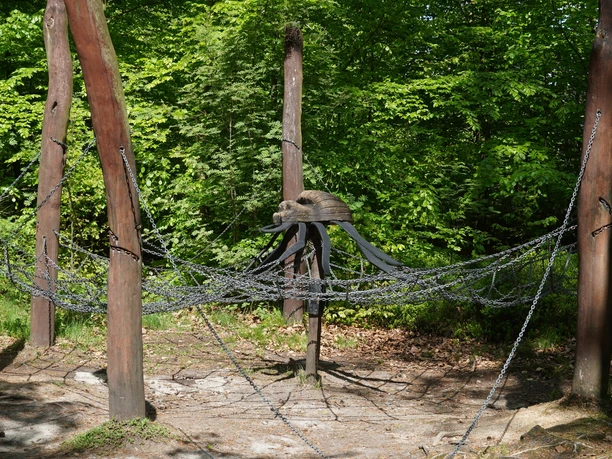 Das Spinnennetz, eine Kletterstation im Freigelände Waldhusche