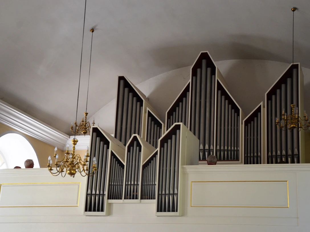 Orgel_Altstadtkirche_HD.JPG