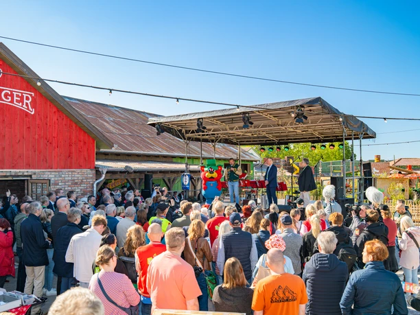 Eröffnung Karls Erlebnis-Dorf Loxstedt