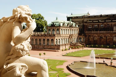 Dresdner Zwinger_Melanie May (DML-BY).jpg