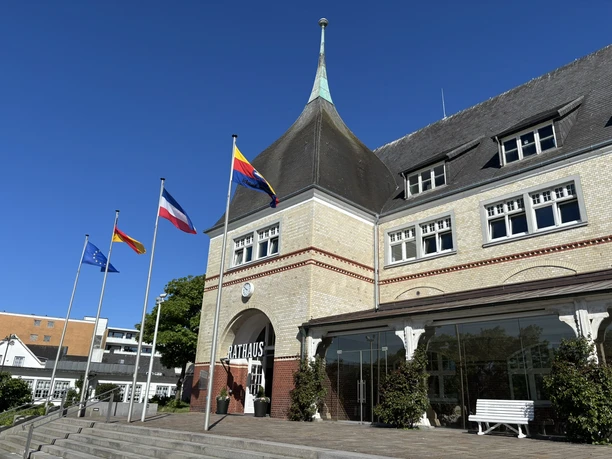 Das Rathausgebäude in Westerland