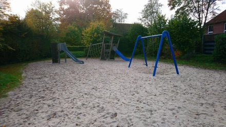 Rastede_Kinderspielplatz_Stollenkamp.jpg