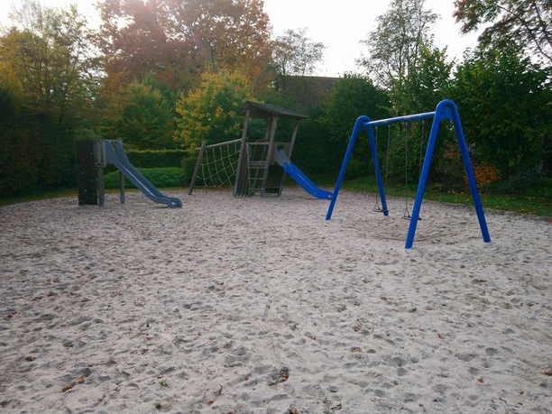 Rastede_Kinderspielplatz_Stollenkamp.jpg
