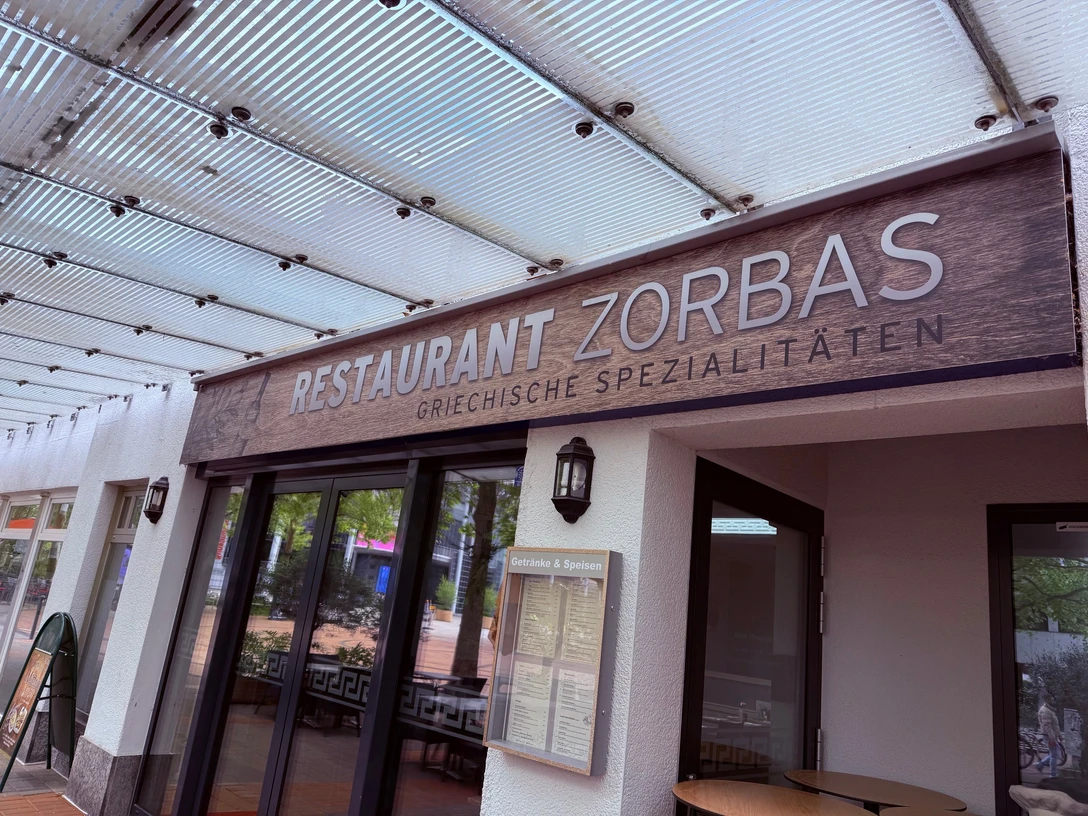 Zorbas - Eingangsbereich