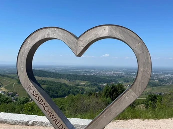 Herz am Hörchenberg Tourist-Info Sasbachwalden